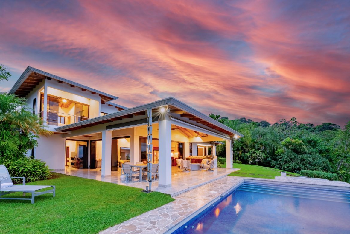 CASA JAGUAR LUXURY PROPERTY THREE BEDROOM HOME, IN OJOCHAL – 1.46 ACRES, Uvita, Costa Rica — photo 2