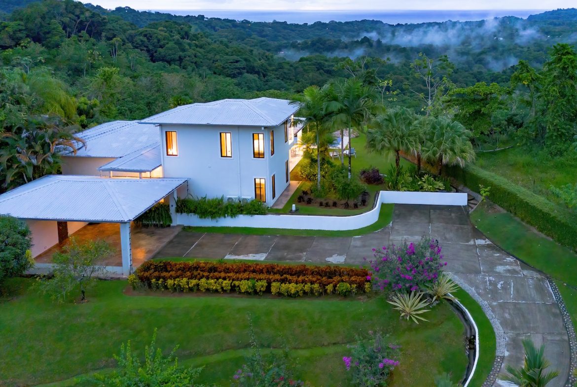 CASA JAGUAR LUXURY PROPERTY THREE BEDROOM HOME, IN OJOCHAL – 1.46 ACRES