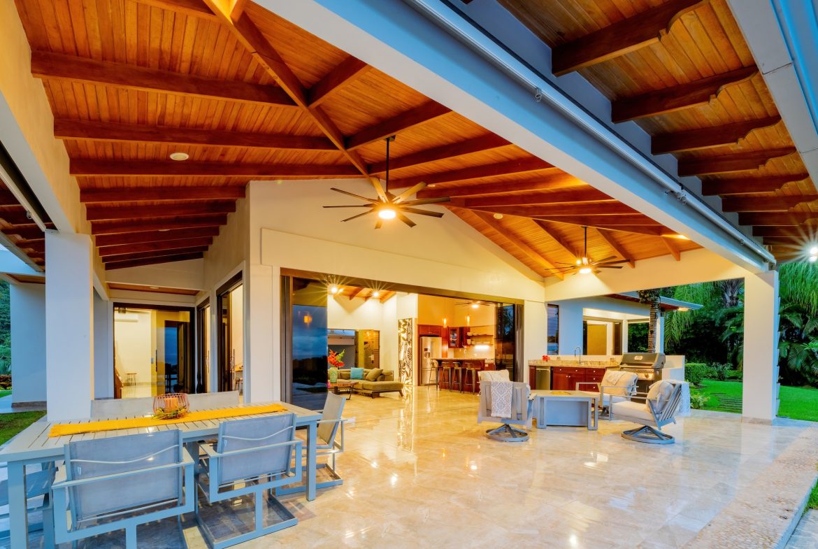 CASA JAGUAR LUXURY PROPERTY THREE BEDROOM HOME, IN OJOCHAL – 1.46 ACRES, Uvita, Costa Rica — photo 4