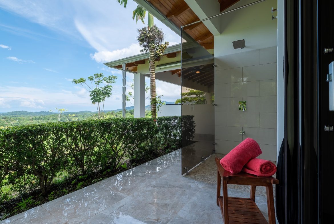 CASA JAGUAR LUXURY PROPERTY THREE BEDROOM HOME, IN OJOCHAL – 1.46 ACRES