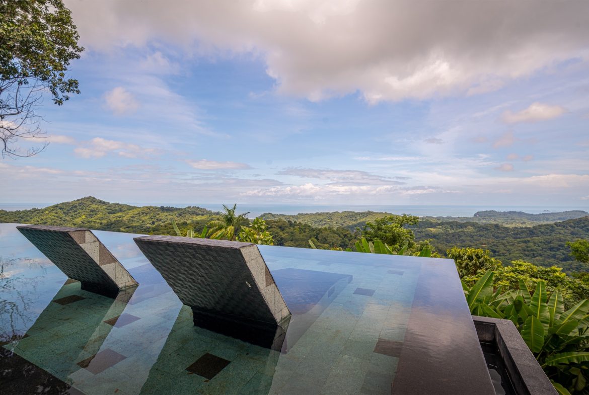 LUXURY PROPERTY WITH PANORAMIC OCEAN AND MOUNTAINS VIEWS CASA ARMONIA ELEMENTOS, IN PUNTA MALA – 5.21