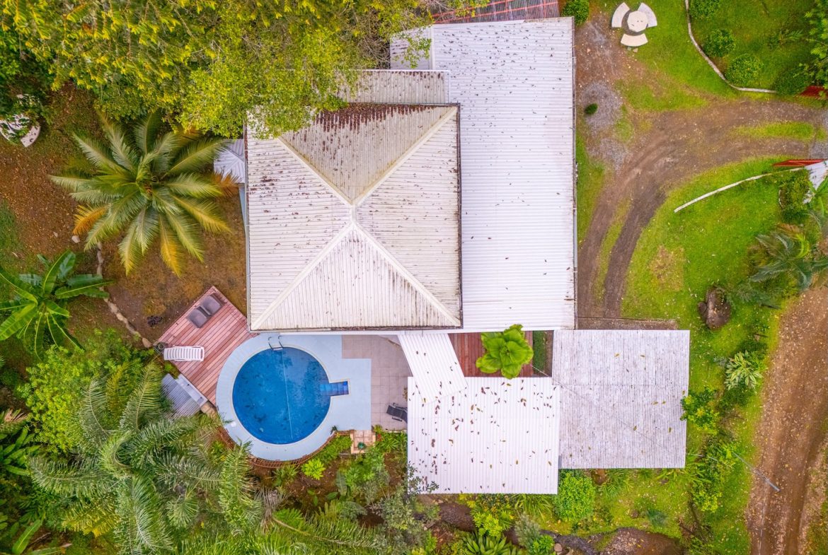 VILLA HARMONY TWO FLOOR PROPERTY WITH MOUNTAIN VIEWS, IN OJOCHAL – 0.48 ACRES, Uvita, Costa Rica — photo 1