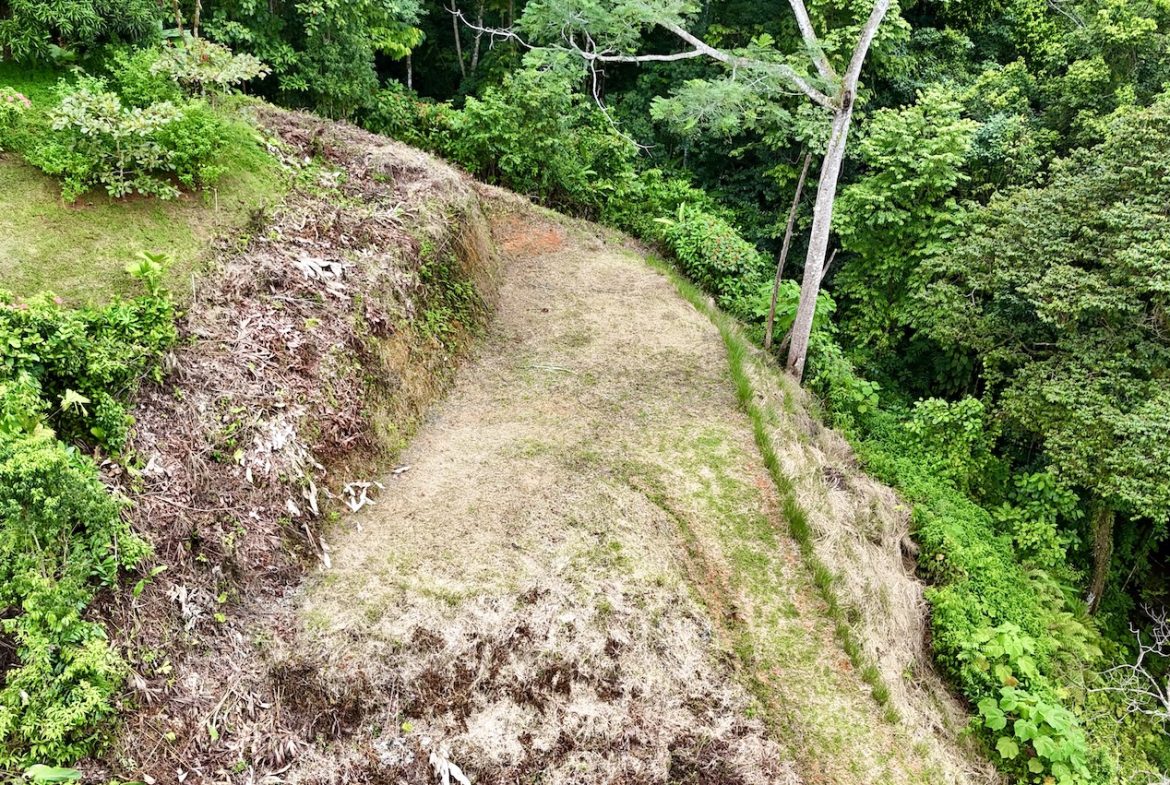 BUILDING PROPERTY IN A GATED COMMUNITY WITH MOUNTAIN VIEWS, IN OJOCHAL – 1.05 ACRES