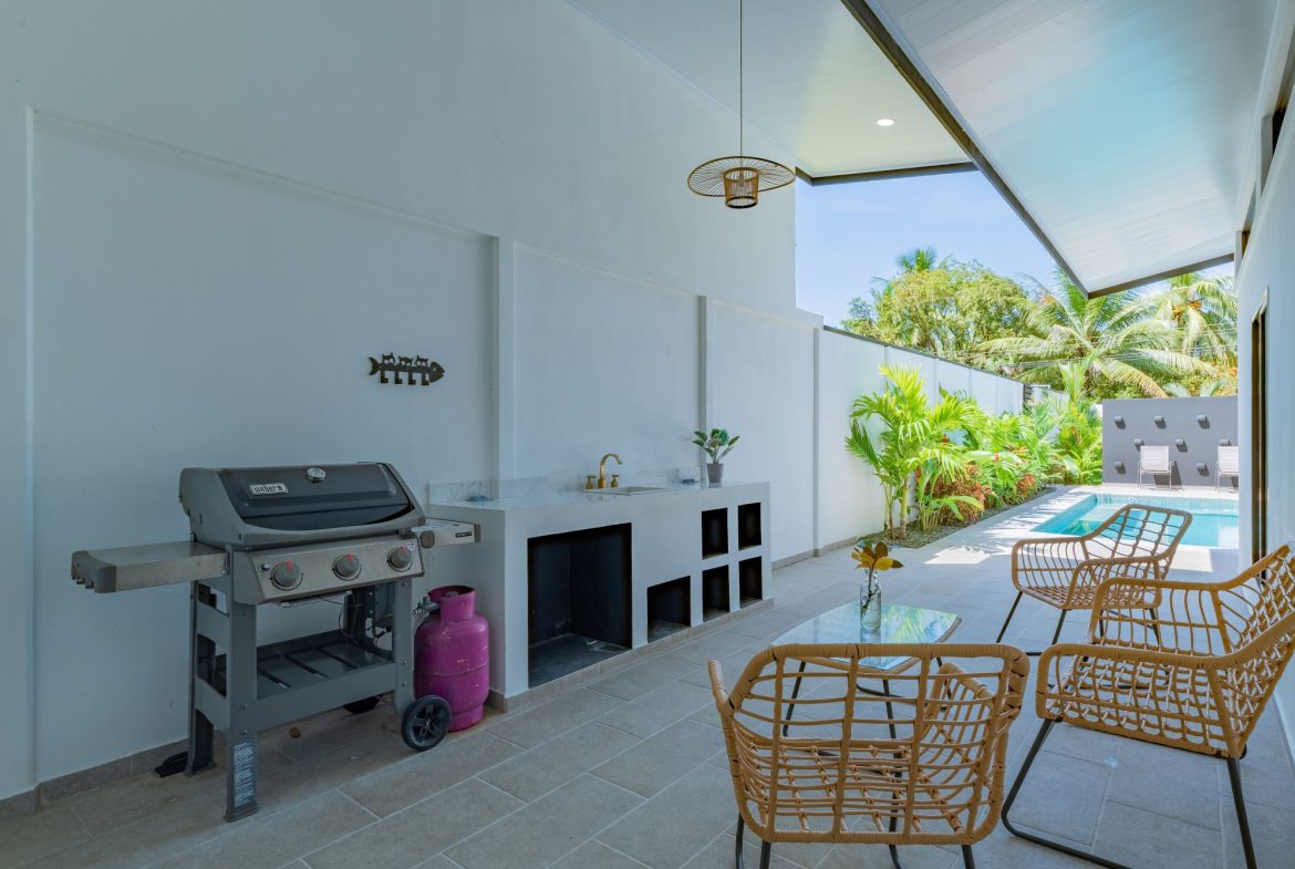 VILLA SELVA THREE BEDROOM HOME PROPERTY NEAR TO THE BEACH, IN BAHIA BALLENA – 0.21 ACRES