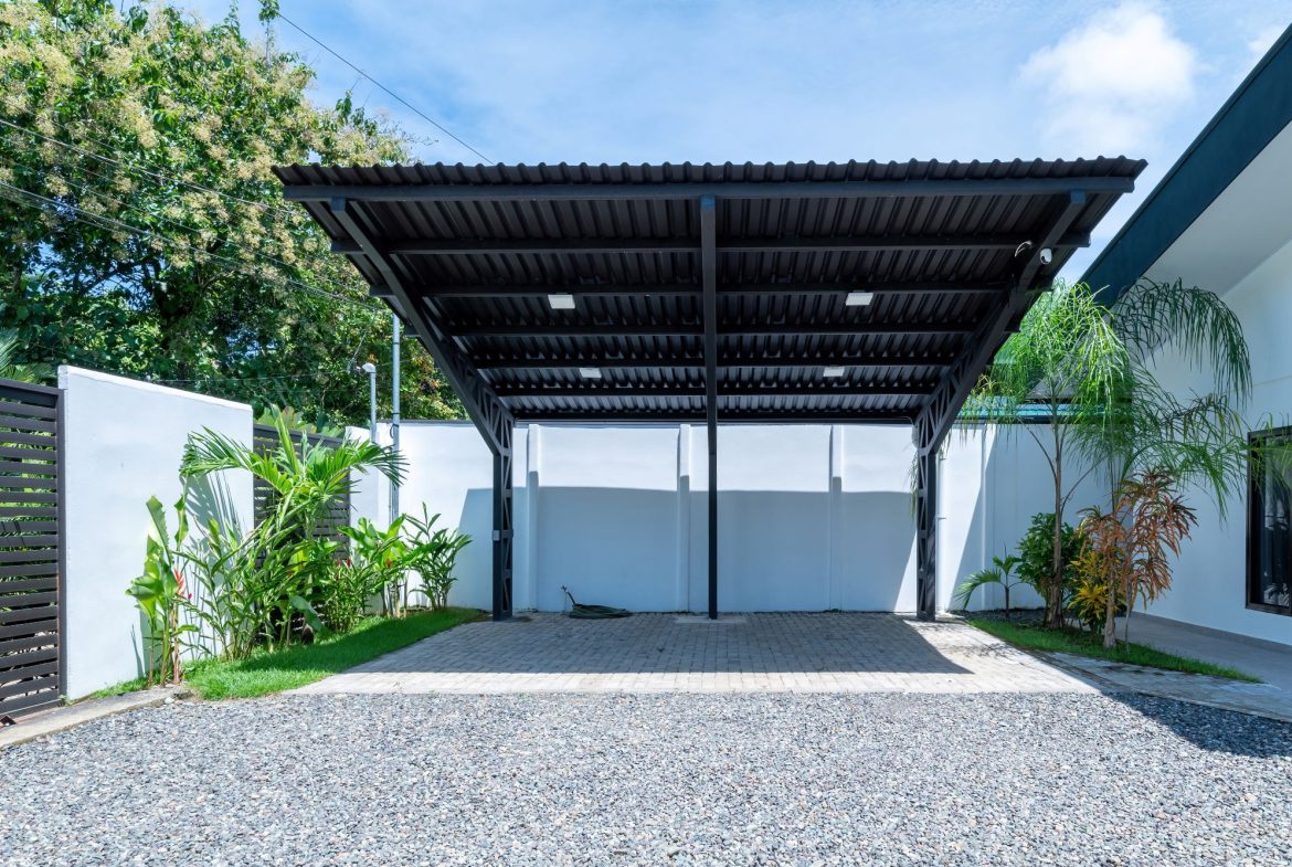 VILLA SELVA THREE BEDROOM HOME PROPERTY NEAR TO THE BEACH, IN BAHIA BALLENA – 0.21 ACRES