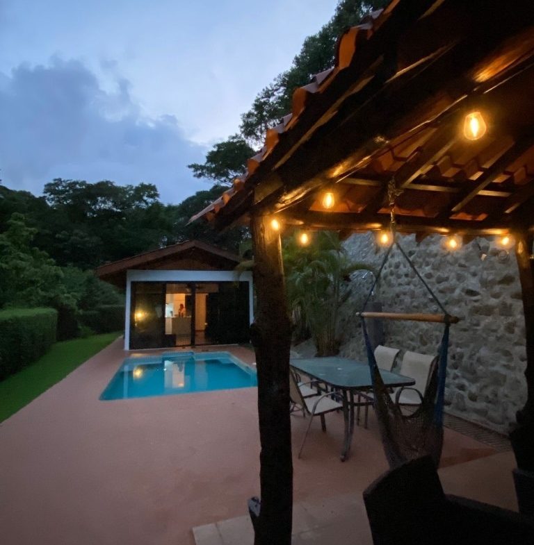 PROPERTY OF ONE BEDROOM HOME WITH POOL, IN OJOCHAL – 1.12 ACRES, Uvita, Costa Rica — photo 4