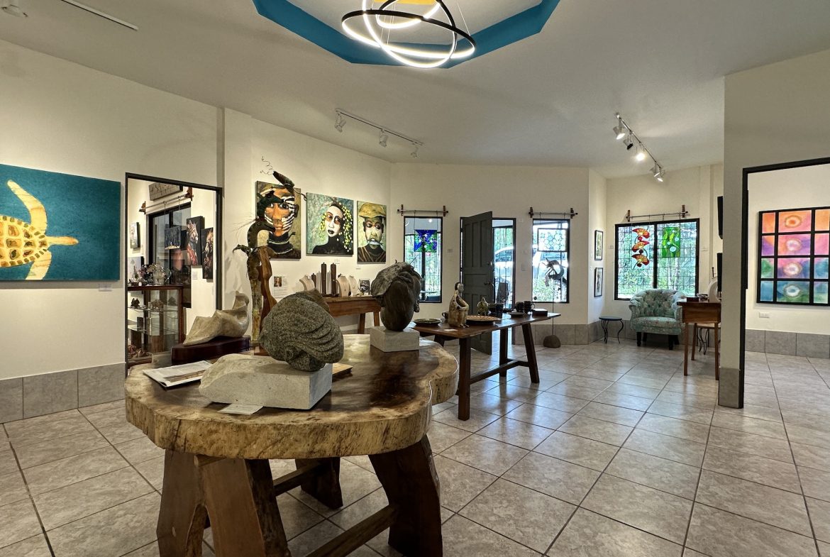 COMMERCIAL PROPERTY IN FRONT ROAD PUBLIC, IN UVITA CENTER – 0.11 ACRES, Uvita, Costa Rica — photo 5