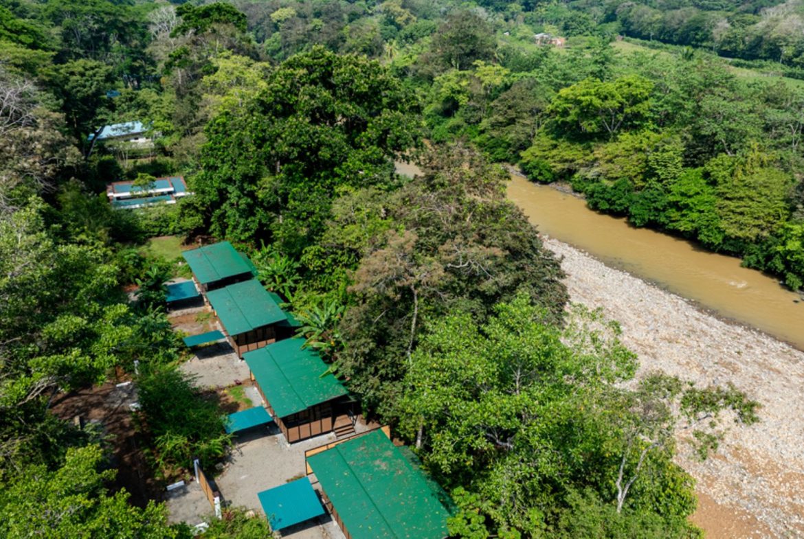 RIVERFRONT VILLA PROPERTY IN DOMINICAL – 0.59 ACRES, Uvita, Costa Rica — photo 4