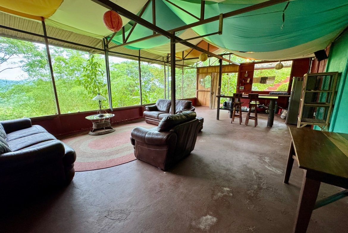 TWO FLOOR PROPERTY WITH MOUNTAIN VIEWS AND FRUIT TREES, IN LAS TUMBAS – 5 ACRES, Uvita, Costa Rica — photo 6