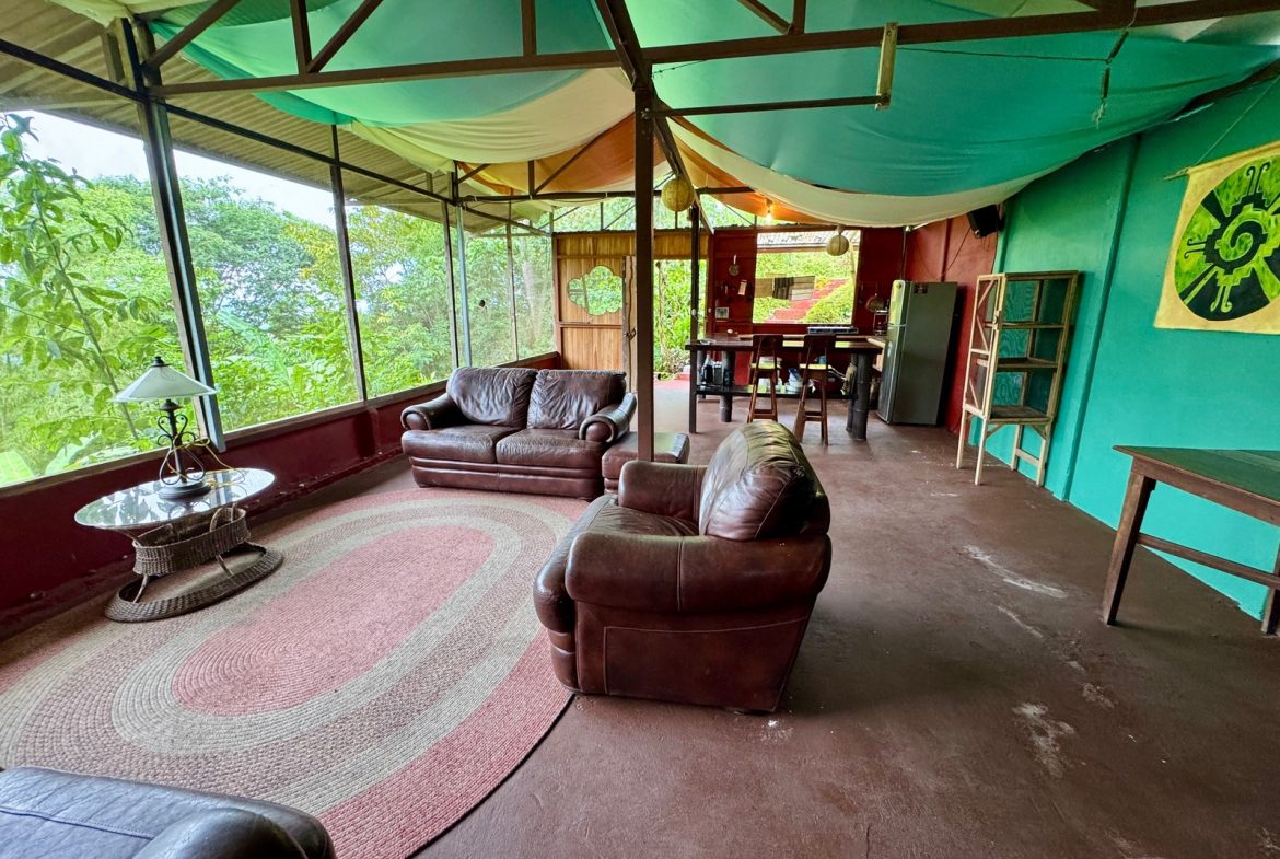 TWO FLOOR PROPERTY WITH MOUNTAIN VIEWS AND FRUIT TREES, IN LAS TUMBAS – 5 ACRES, Uvita, Costa Rica — photo 5