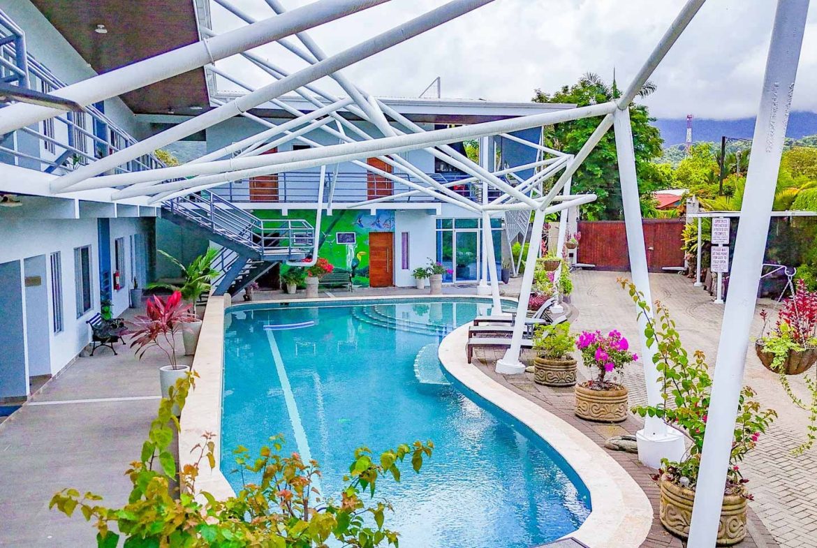 HOTEL PROPERTY WITH TWENTY TWO BEDROOM, NEAR TO THE TOWN , IN UVITA – 0.35 ACRES