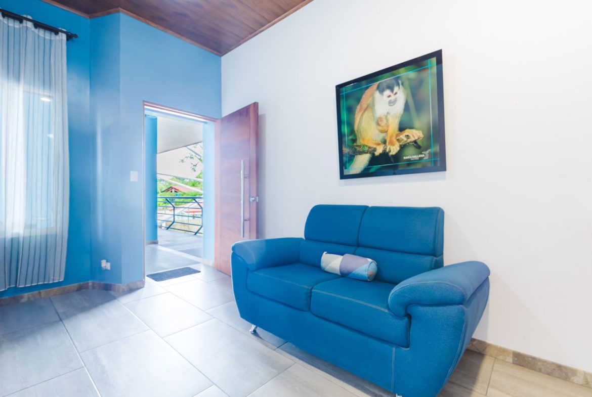 HOTEL PROPERTY WITH TWENTY TWO BEDROOM, NEAR TO THE TOWN , IN UVITA – 0.35 ACRES