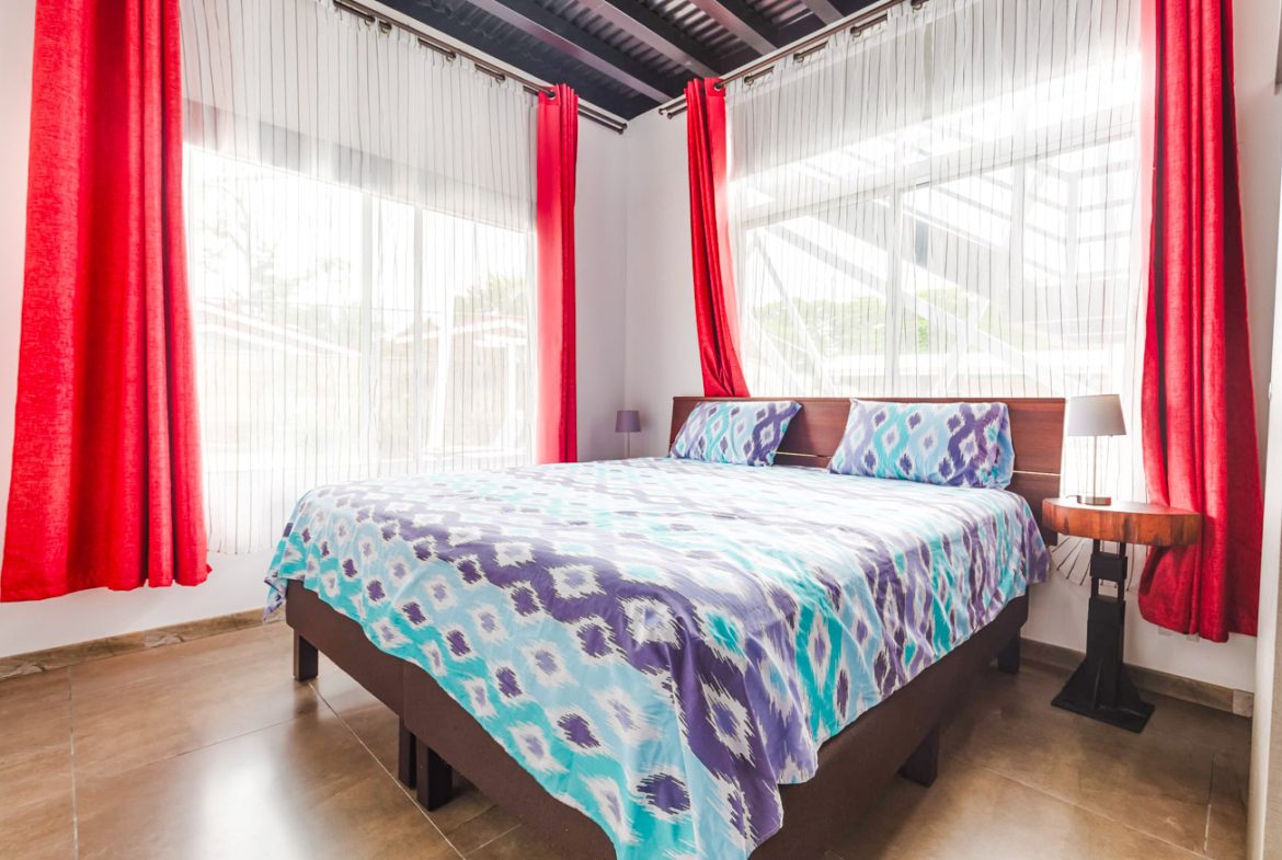 HOTEL PROPERTY WITH TWENTY TWO BEDROOM, NEAR TO THE TOWN , IN UVITA – 0.35 ACRES