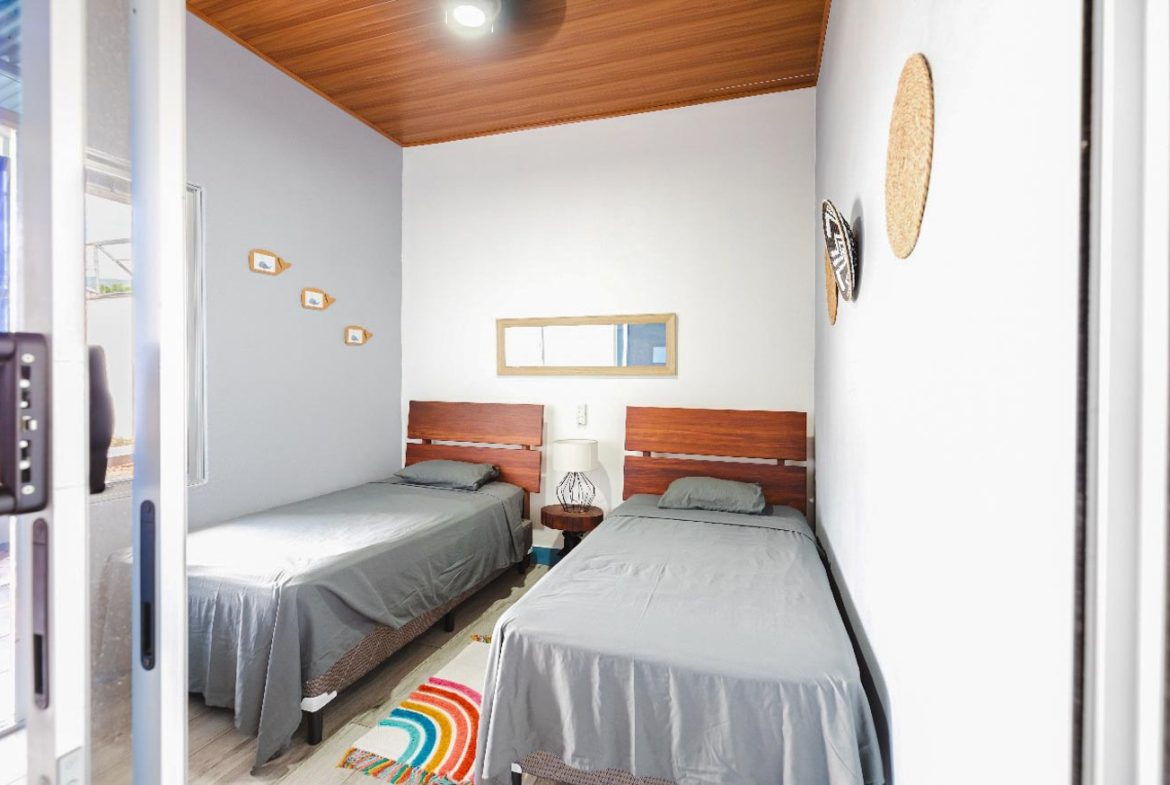 HOTEL PROPERTY WITH TWENTY TWO BEDROOM, NEAR TO THE TOWN , IN UVITA – 0.35 ACRES