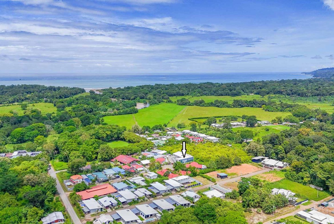 HOTEL PROPERTY WITH TWENTY TWO BEDROOM, NEAR TO THE TOWN , IN UVITA – 0.35 ACRES