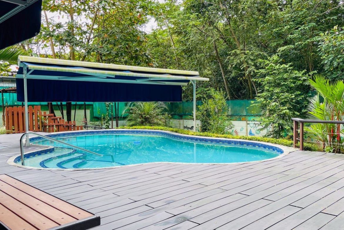 PROPERTY WITH THREE BEDROOM HOME AND PUBLIC ROAD IN FRONT, IN UVITA – 0.24 ACRES, Uvita, Costa Rica — photo 3