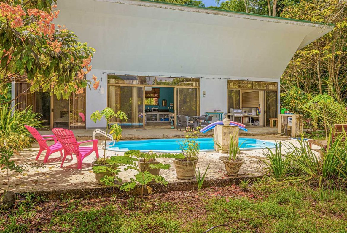 JUNGLE PROPERTY WITH 2 BEDROOM AND PANORAMIC VIEWS OF THE MOUNTAINS, IN OJOCHAL – 1.3 ACRES