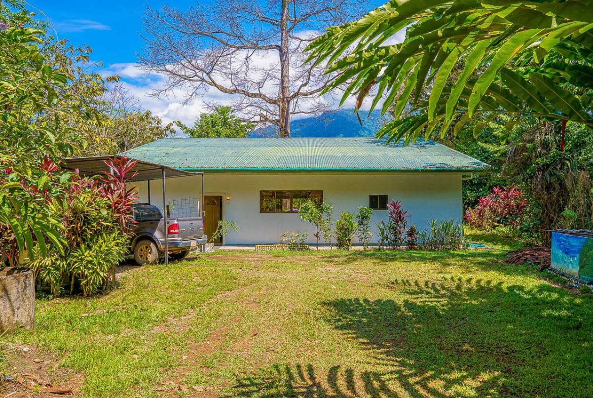JUNGLE PROPERTY WITH 2 BEDROOM AND PANORAMIC VIEWS OF THE MOUNTAINS, IN OJOCHAL – 1.3 ACRES, Uvita, Costa Rica — photo 7