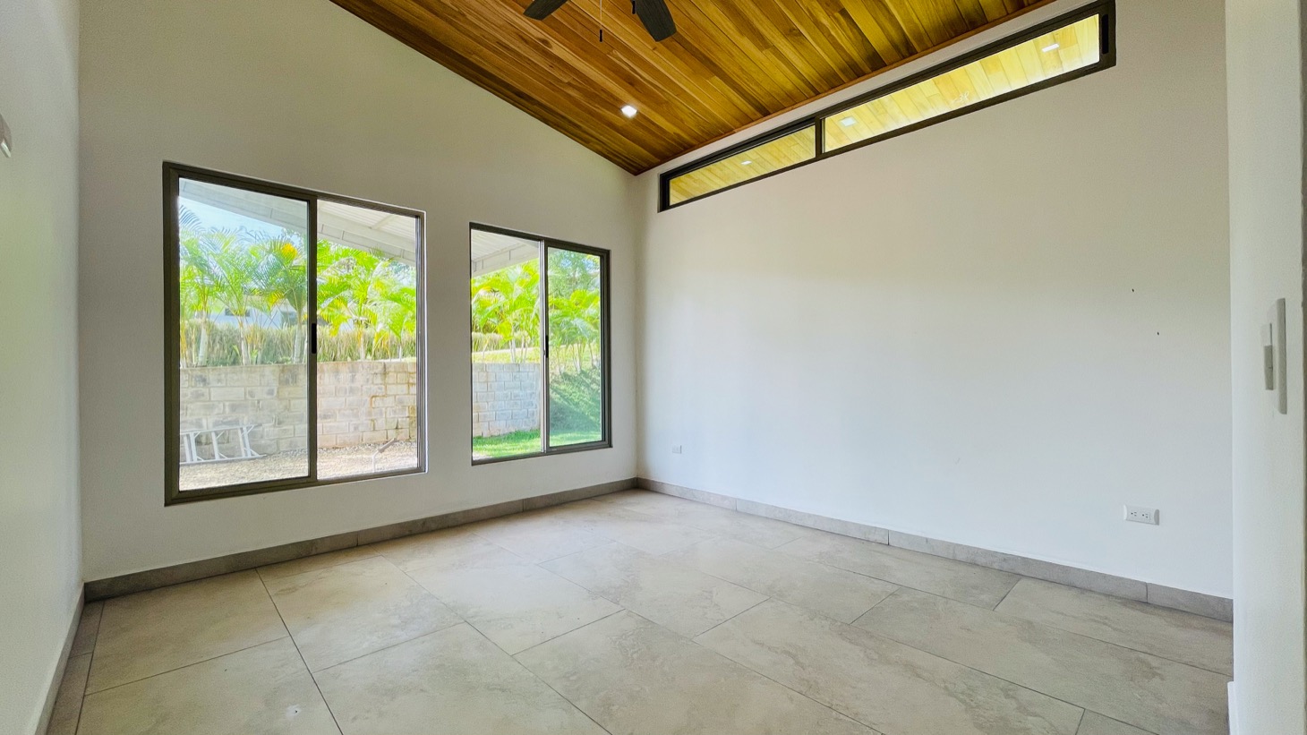 House for sale in Ojochal Costa Rica