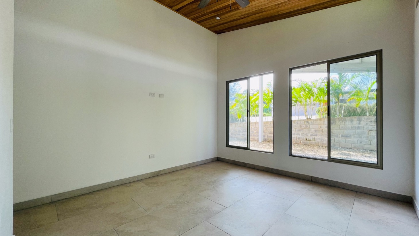 House for sale in Ojochal Costa Rica