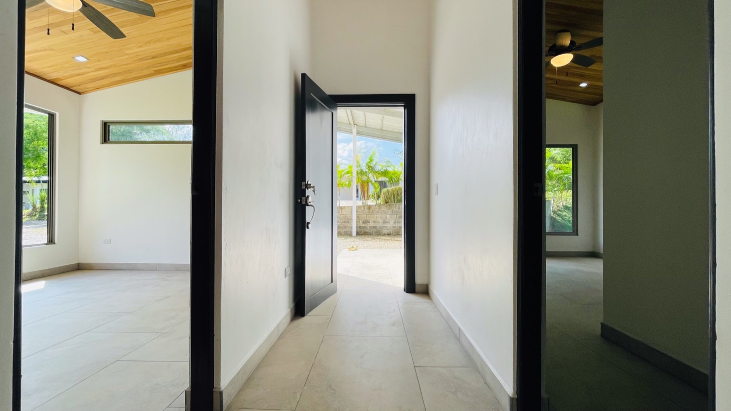 House for sale in Ojochal Costa Rica