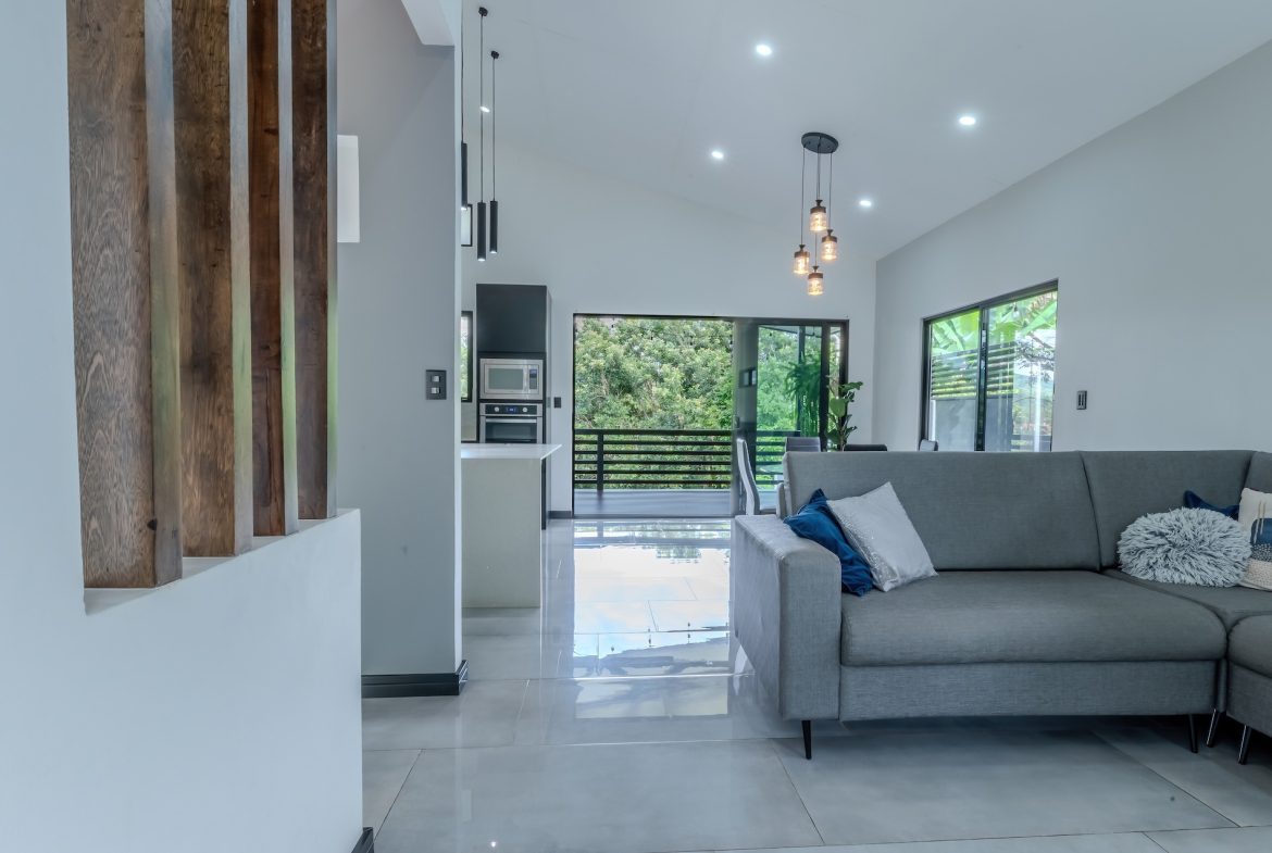 PROPERTY THREE BEDROOM HOME WITH LANDSCAPING VIEWS, IN SAN ISIDRO – 0.21 ACRES