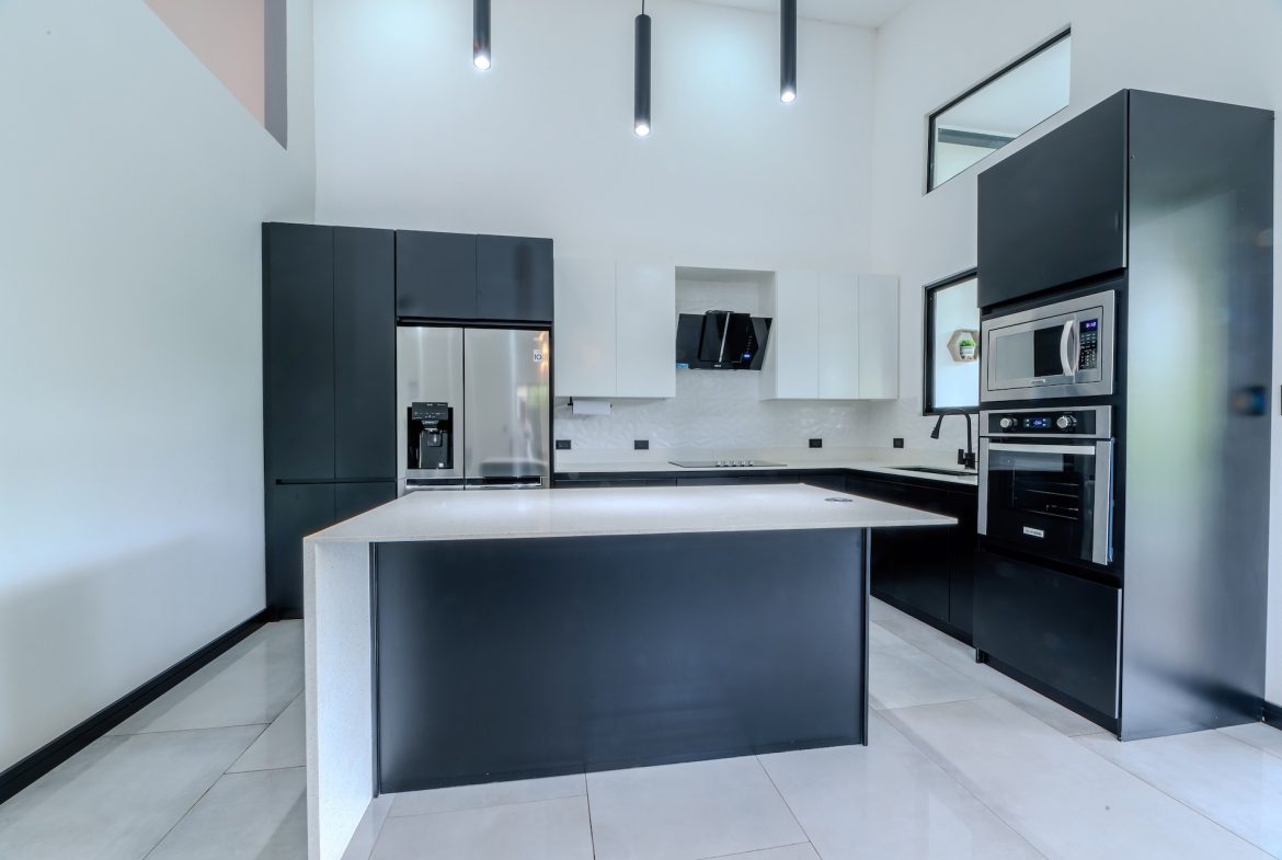 PROPERTY THREE BEDROOM HOME WITH LANDSCAPING VIEWS, IN SAN ISIDRO – 0.21 ACRES