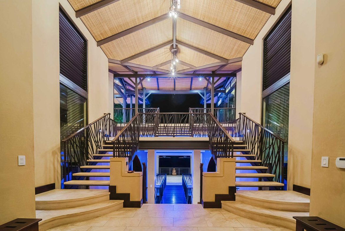 LUXURY PROPERTY WITH PANORAMIC OCEAN VIEWS, IN MANUEL ANTONIO – 1.53 ACRES, Uvita, Costa Rica — photo 8