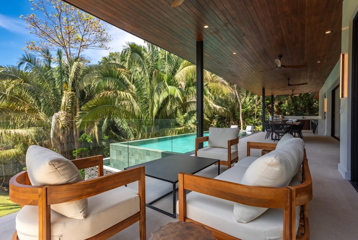 CASA 13 – LUXURY HOME IN EXCLUSIVE COMMUNITY OF LAS COLINAS