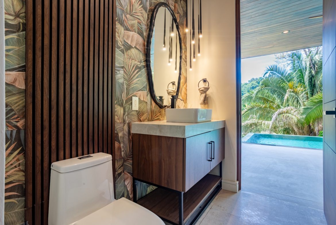 CASA 13 – LUXURY HOME IN EXCLUSIVE COMMUNITY OF LAS COLINAS