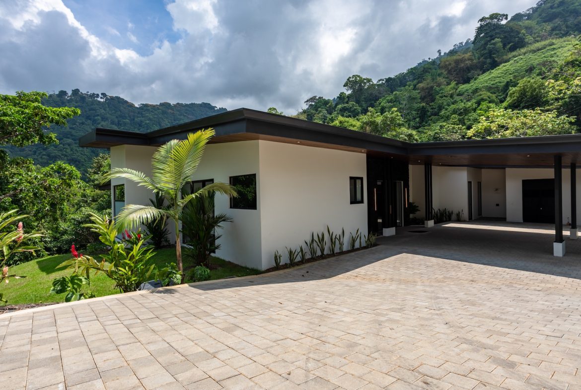 CASA 23 – LAS COLINAS LUXURY ONE LEVEL HOME CLOSE TO EVERYTHING, Uvita, Costa Rica — photo 6