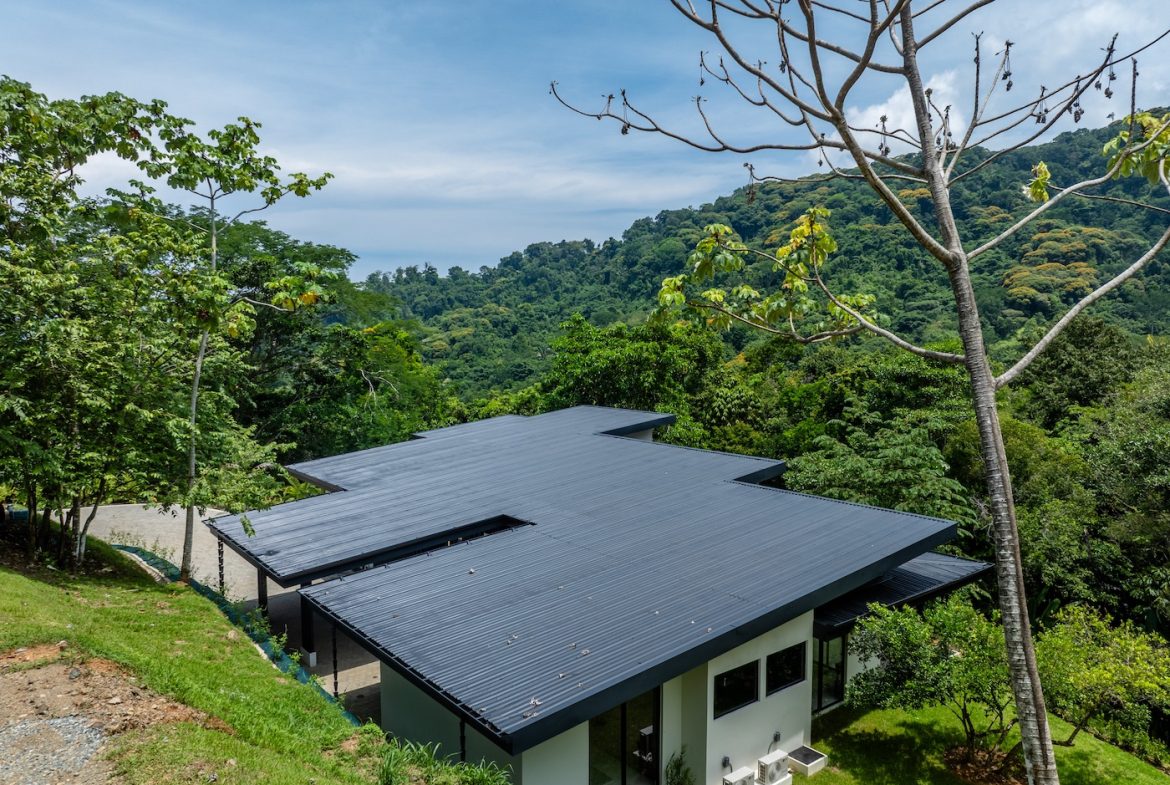 CASA 23 – LAS COLINAS LUXURY ONE LEVEL HOME CLOSE TO EVERYTHING, Uvita, Costa Rica — photo 4