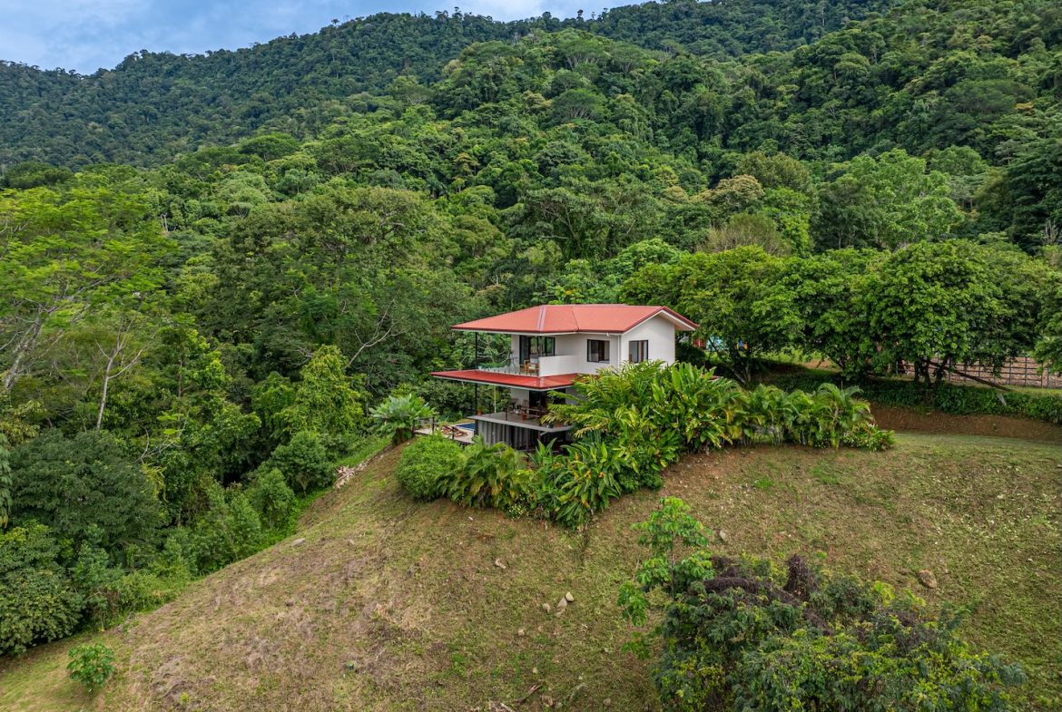 TWO FLOOR PROPERTY WITH TWO BEDROOM AND OCEAN VIEWS, IN SAN JOSECITO – 2.2 ACRES, Uvita, Costa Rica — photo 2