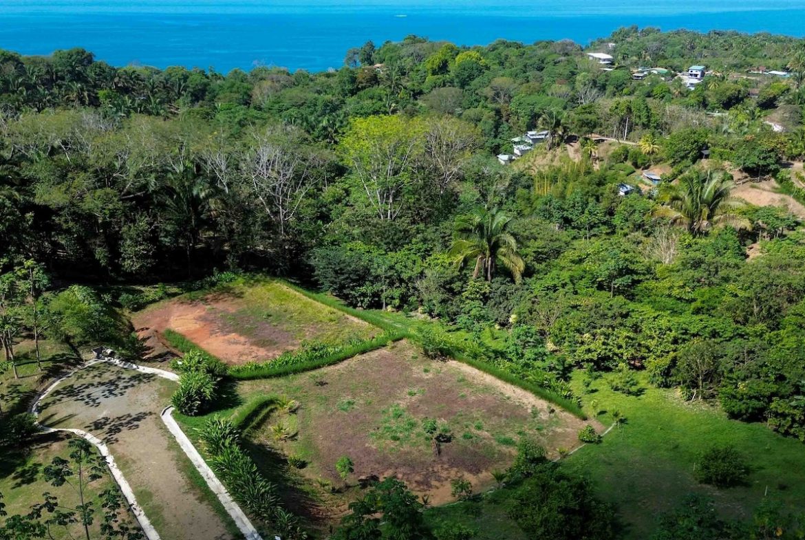 BUILDING PROPERTY WITH OCEAN VIEWS,IN SAN JOSECITO – 17 ACRES