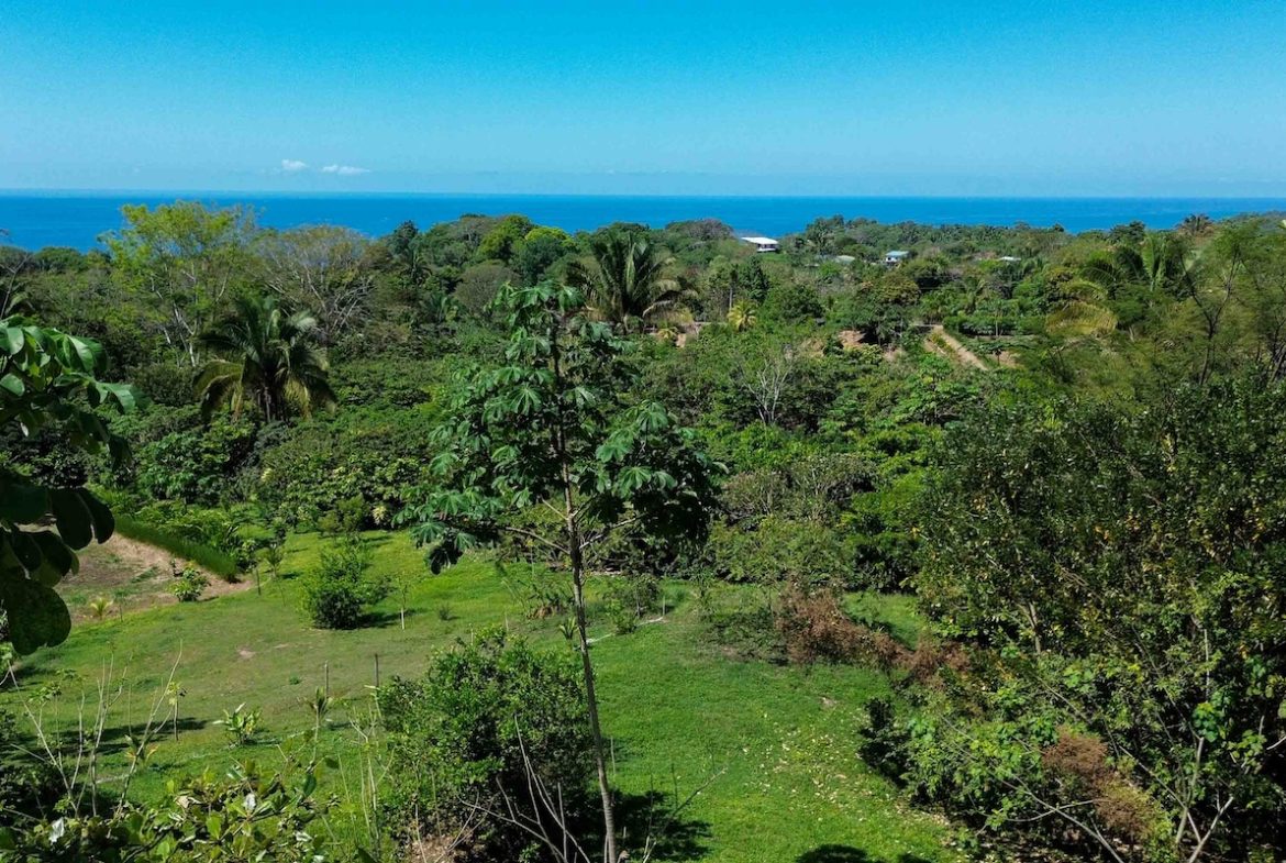 BUILDING PROPERTY WITH OCEAN VIEWS,IN SAN JOSECITO – 17 ACRES