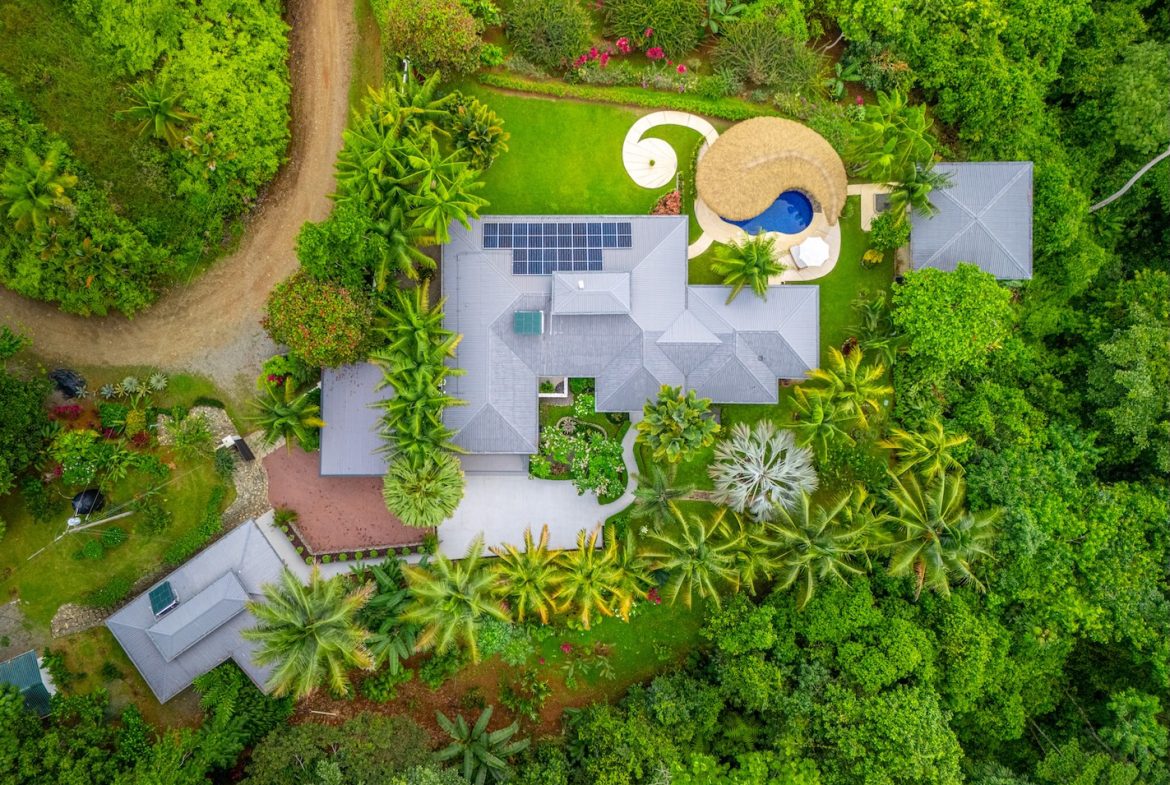 JUNGLE PROPERTY WITH FOUR BEDROOM HOME AND MOUNTAINS PANORAMIC VIEWS, IN TRES RIOS – 4.94 ACRES, Uvita, Costa Rica — photo 2