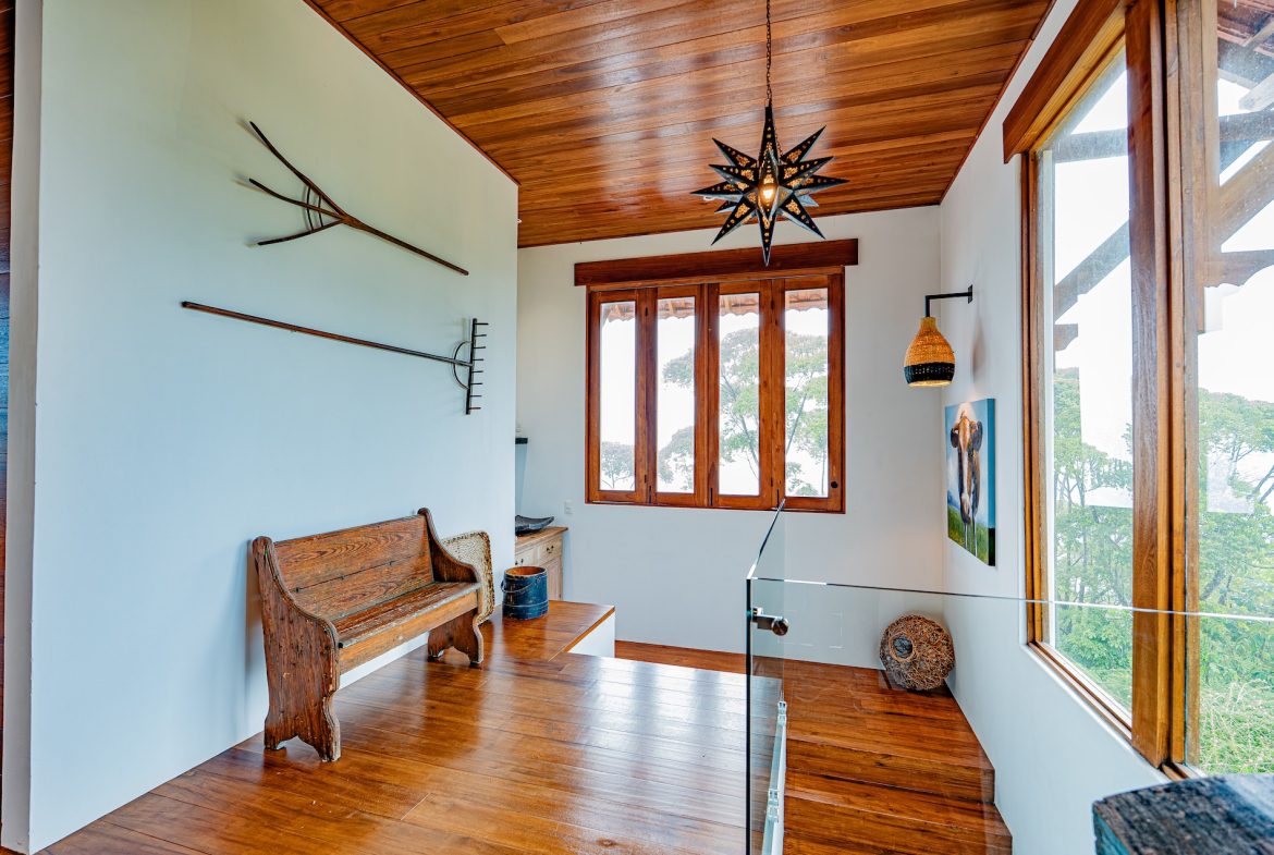 PROPERTY TWO FLOOR WITH TWO BEDROOM AND ADDITIONAL LOT SIZE NEXT TO PROPERTY, IN ESCALERAS – 3 ACRES
