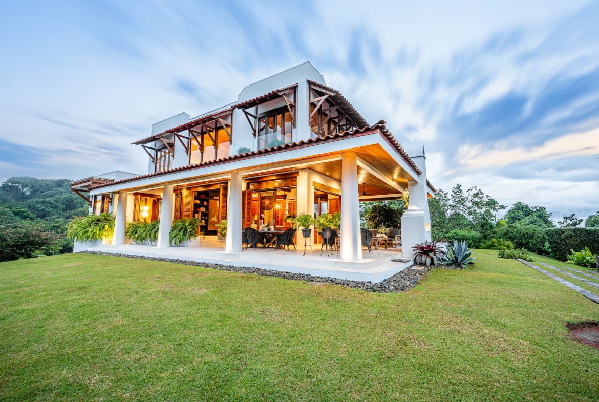 PROPERTY TWO FLOOR WITH TWO BEDROOM AND ADDITIONAL LOT SIZE NEXT TO PROPERTY, IN ESCALERAS – 3 ACRES, Uvita, Costa Rica — photo 6