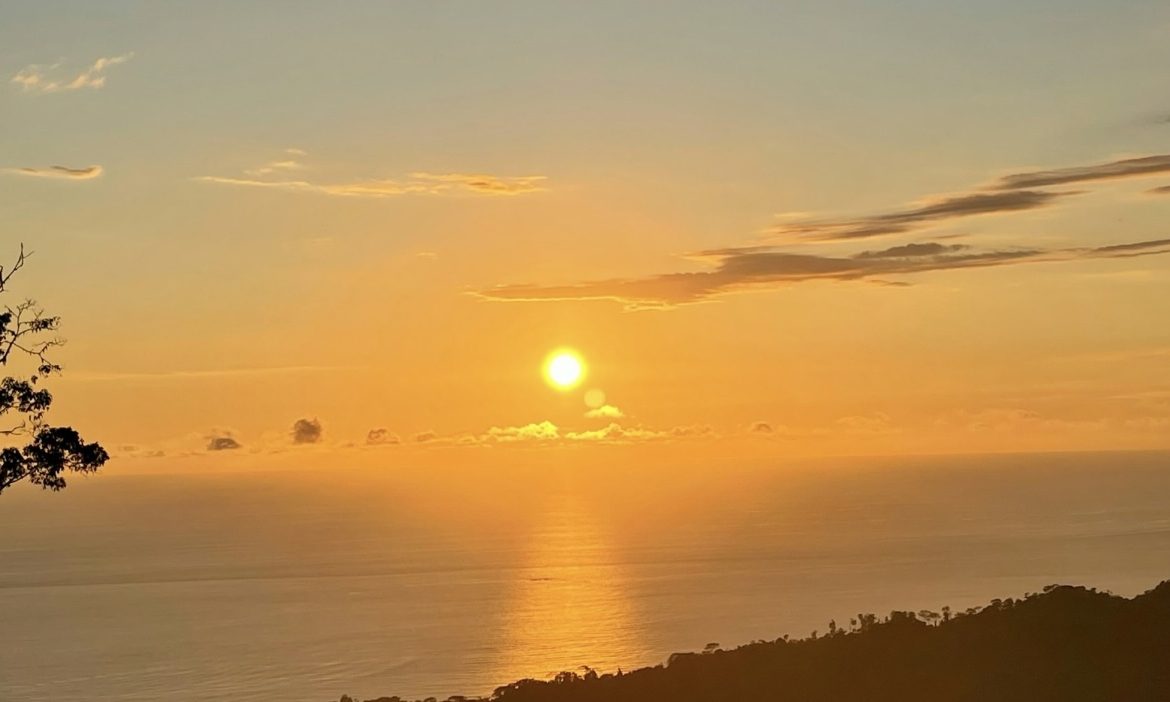 BUILDING PROPERTY WITH  MOUNTAINS VIEWS AND EXTRA LOTS WITH OCEAN VIEW NEXT TO THE PROPERTY – 2.1 ACRES