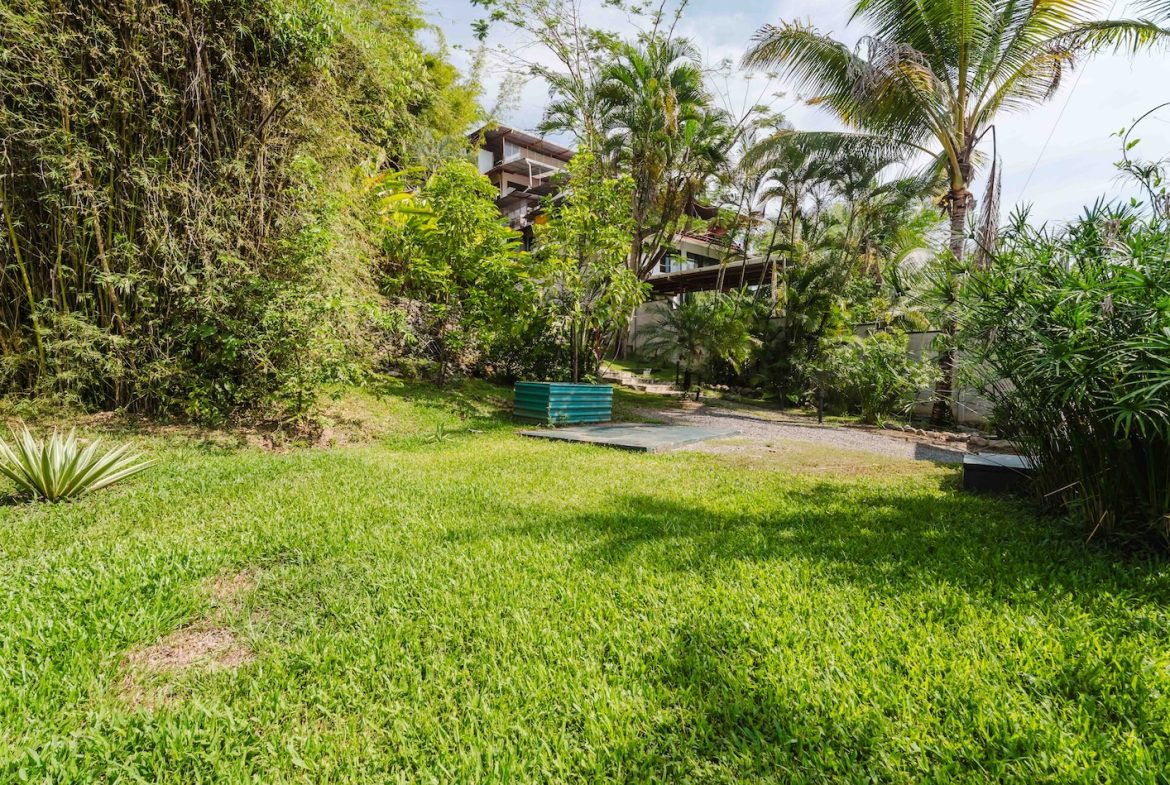 PROPERTY WITH THREE BEDROOM AND POOL IN A GATED COMMUNITY, IN QUEPOS – 0.2 ACRES, Uvita, Costa Rica — photo 6