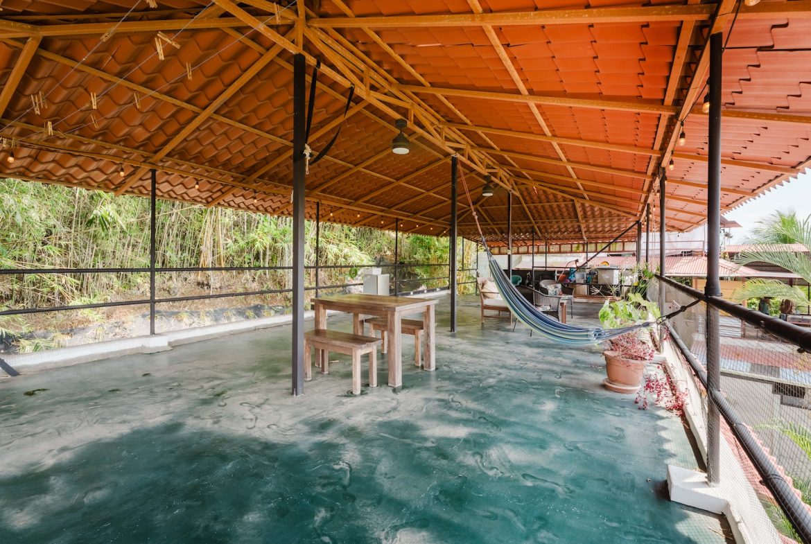 PROPERTY WITH THREE BEDROOM AND POOL IN A GATED COMMUNITY, IN QUEPOS – 0.2 ACRES