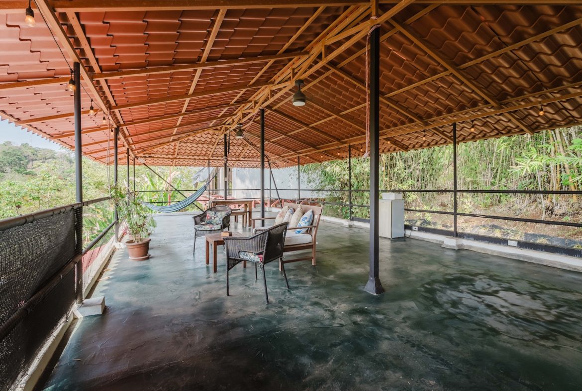 PROPERTY WITH THREE BEDROOM AND POOL IN A GATED COMMUNITY, IN QUEPOS – 0.2 ACRES