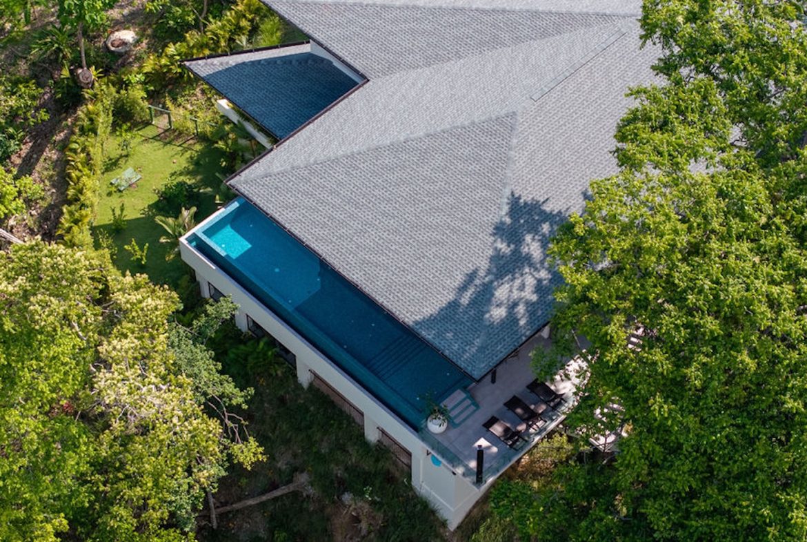 LUXURY THREE FLOOR PROPERTY WITH EIGHT BEDROOM WITH TREES VIEWS, IN QUEPOS – 0.22 ACRES, Uvita, Costa Rica — photo 3