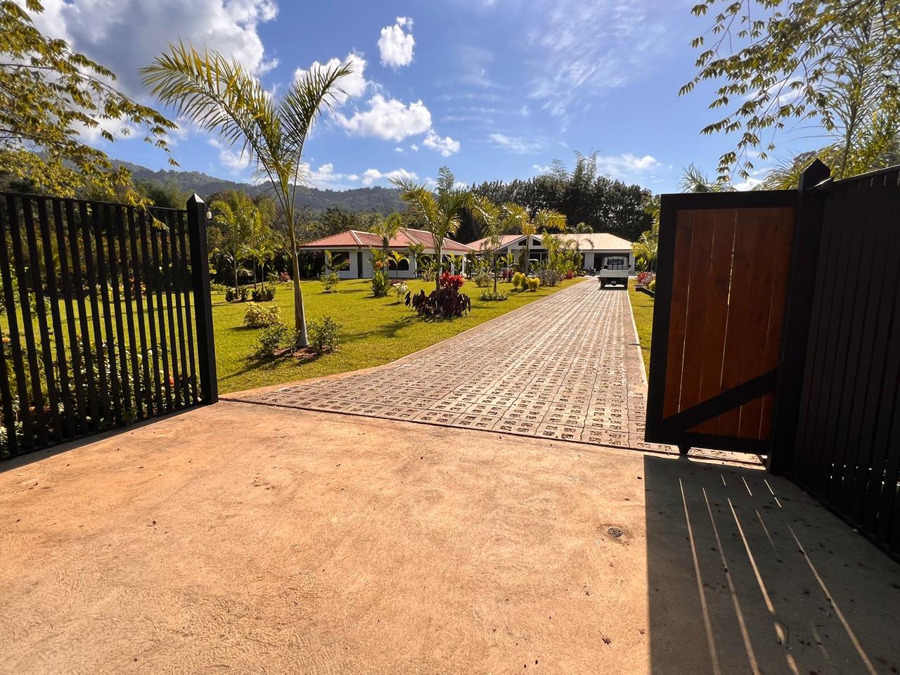 Stunning Villa in Exclusive Gated Community – Matapalo, Puntarenas (13)