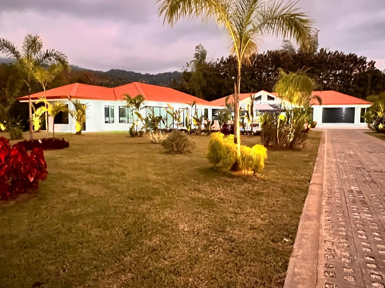 Stunning Villa in Exclusive Gated Community – Matapalo, Puntarenas (3)