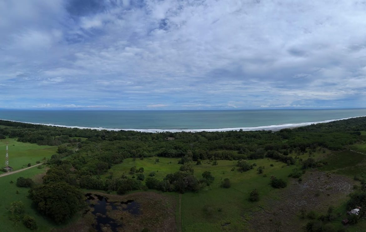 BUILDING PROPERTY WITH OCEAN VIEW AND PUBLIC ROAD IN FRONT, NEAR TO THE LINDA BEACH – 3.35 ACRES