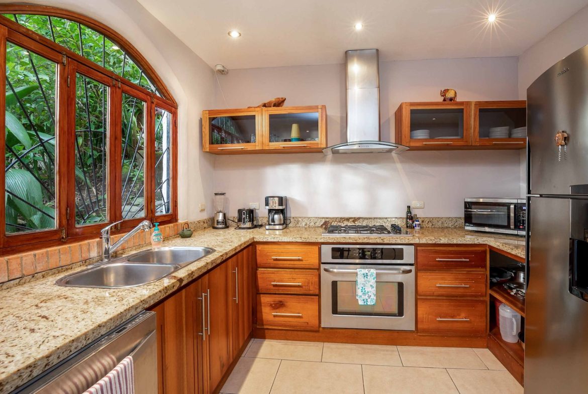 JUNGLE PROPERTY WITH THREE BEDROOM HOME AND POOL, IN CERRO QUEPOS – 0.28 ACRES, Uvita, Costa Rica — photo 7