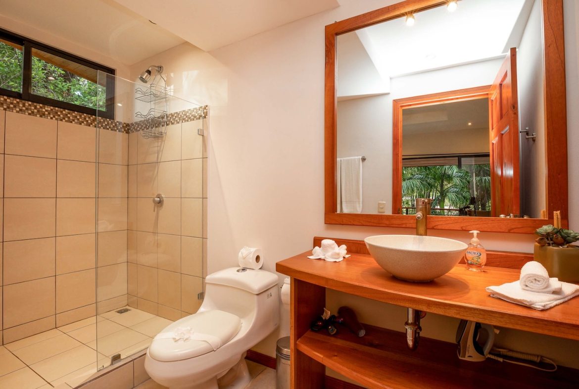 JUNGLE PROPERTY WITH THREE BEDROOM HOME AND POOL, IN CERRO QUEPOS – 0.28 ACRES