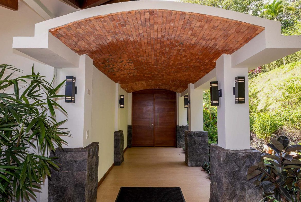 PROPERTY WITH FOUR BEDROOMS HOME AND PANORAMIC OCEAN VIEWS, IN GUAPIL – 12 ACRES, Uvita, Costa Rica — photo 6