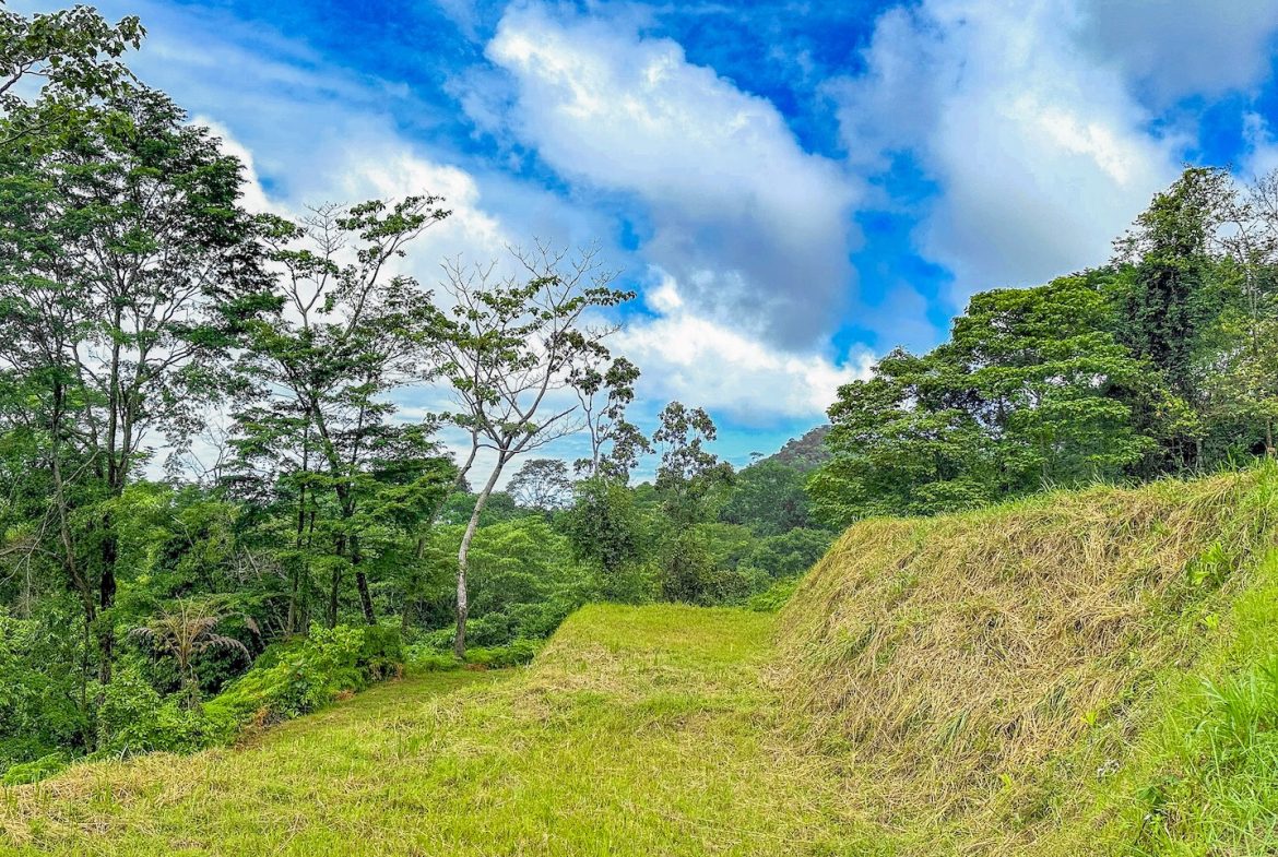 BUILDING PROPERTY WITH AMAZING PANORAMIC OF THE OCEAN, IN TORTUGA ARRIBA PHASE 6 – 0.21 ACRES